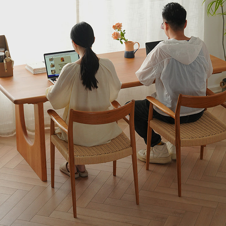 高品質天然木製テーブル おしゃれなデザインと耐久性 fyx-841